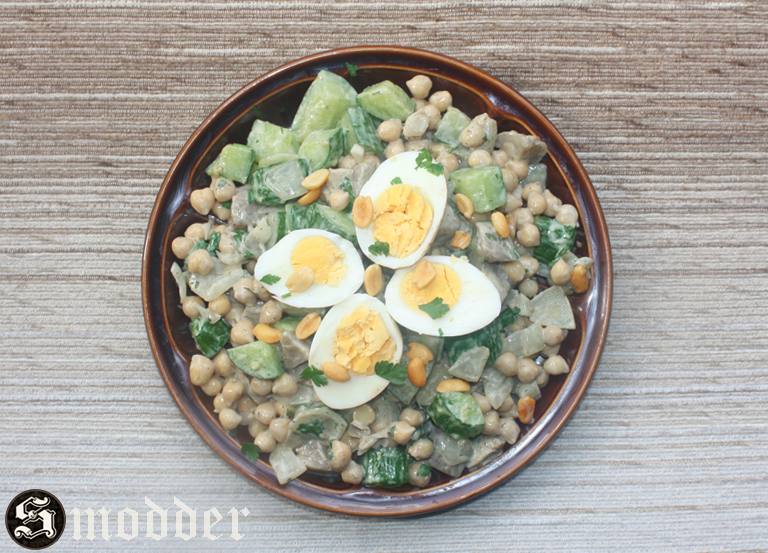 Kikkererwten en komkommer curry